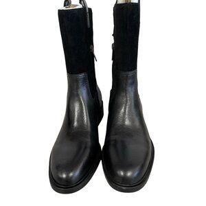 VINCE CAMUTO  ALAYLEIGH BLACK LEATHER AND SUEDE  BOOTIE size 6 1/2 out of box